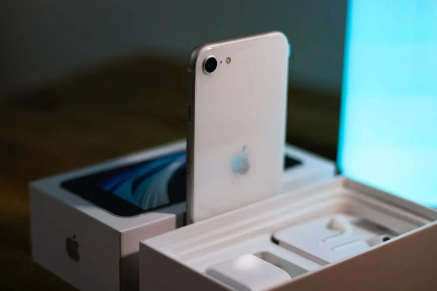 Wygląd iPhone SE 2020